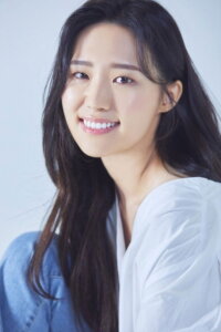 Пак Ени (Park Ye Ni)